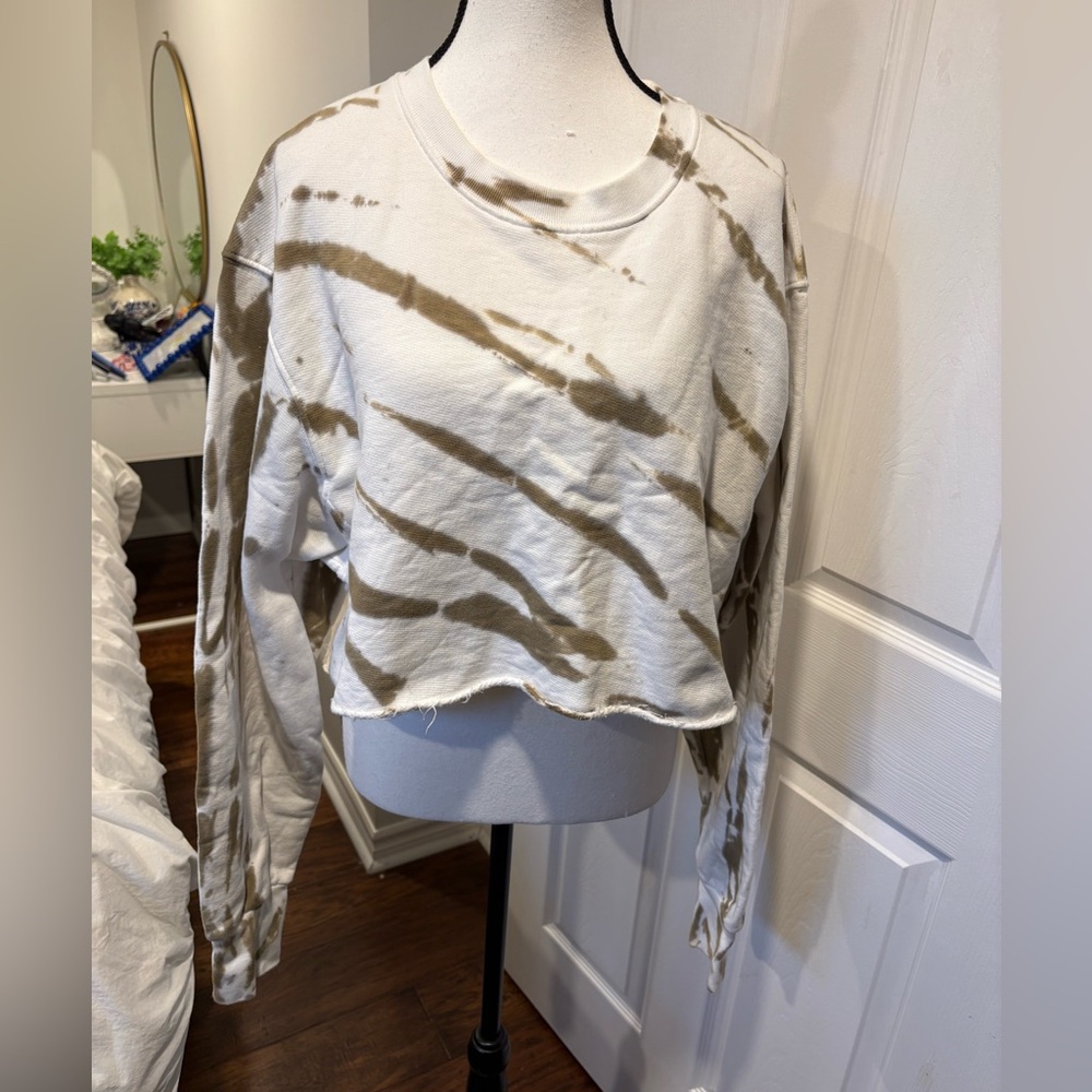 Good American Tie Dye Cropped Sweatshirt Cream Brown Raw Hem Size 4